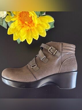 Alegria Indi Boots
